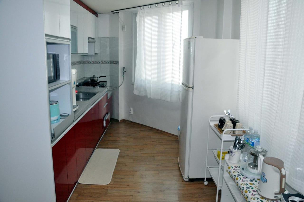 Gwangju Songjeong station Guesthouse Gwangju Metropolitan City Extérieur photo